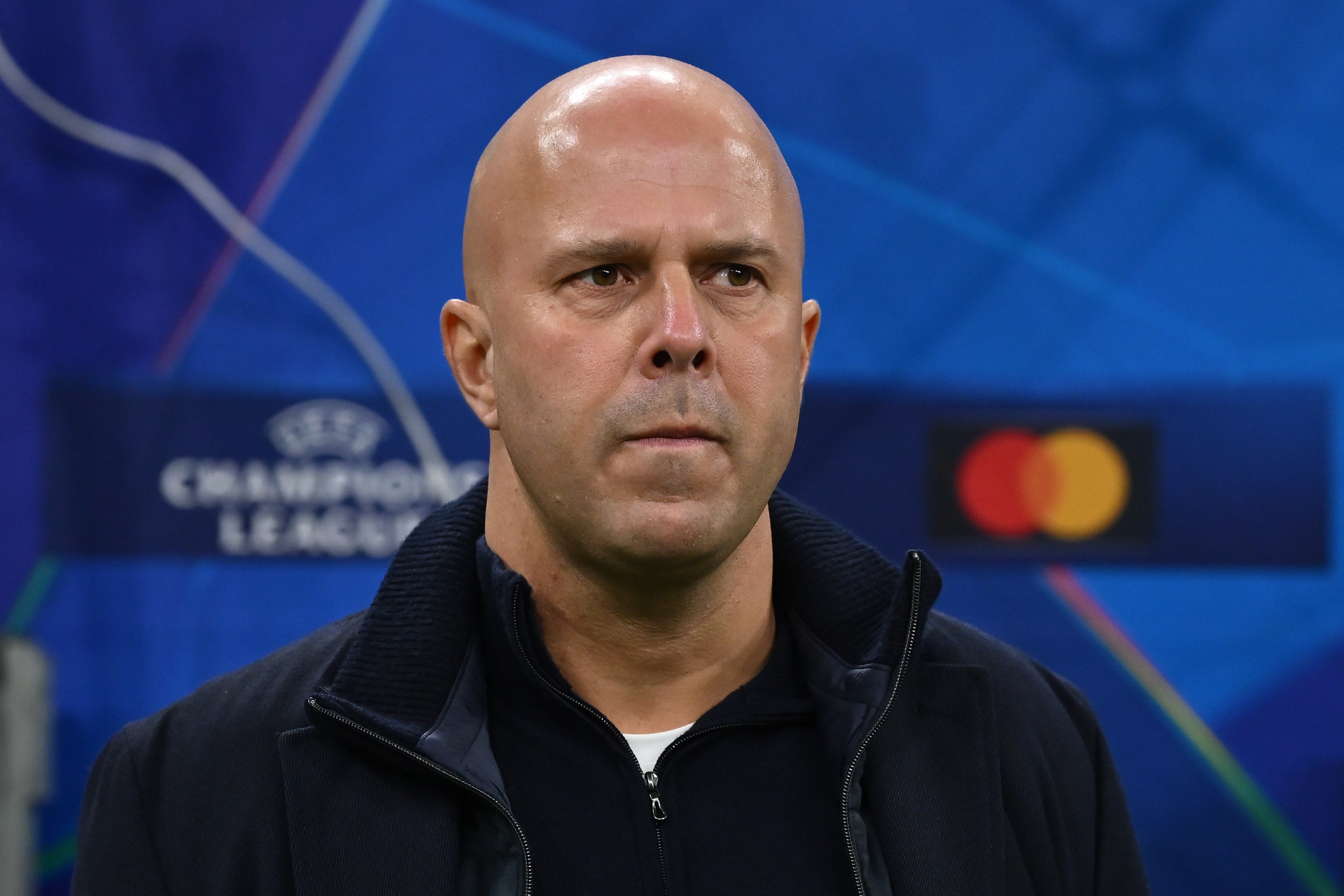 华体会官方网站-彭南特：斯洛特换人操作离谱到家，球迷都看出问题来他却看不出？