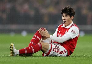 太玻璃富安健洋在枪手4年伤缺超550天,1860万欧引进出战84场