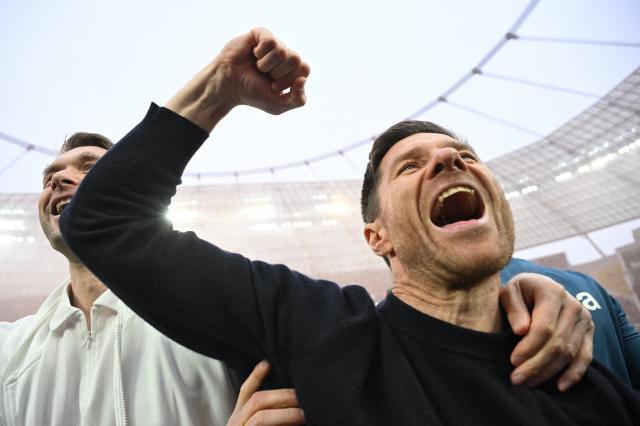 1713116605185083825.jpg 华体会体育-秦游夏:德甲新王当立,阿隆索书写勒沃库森传奇